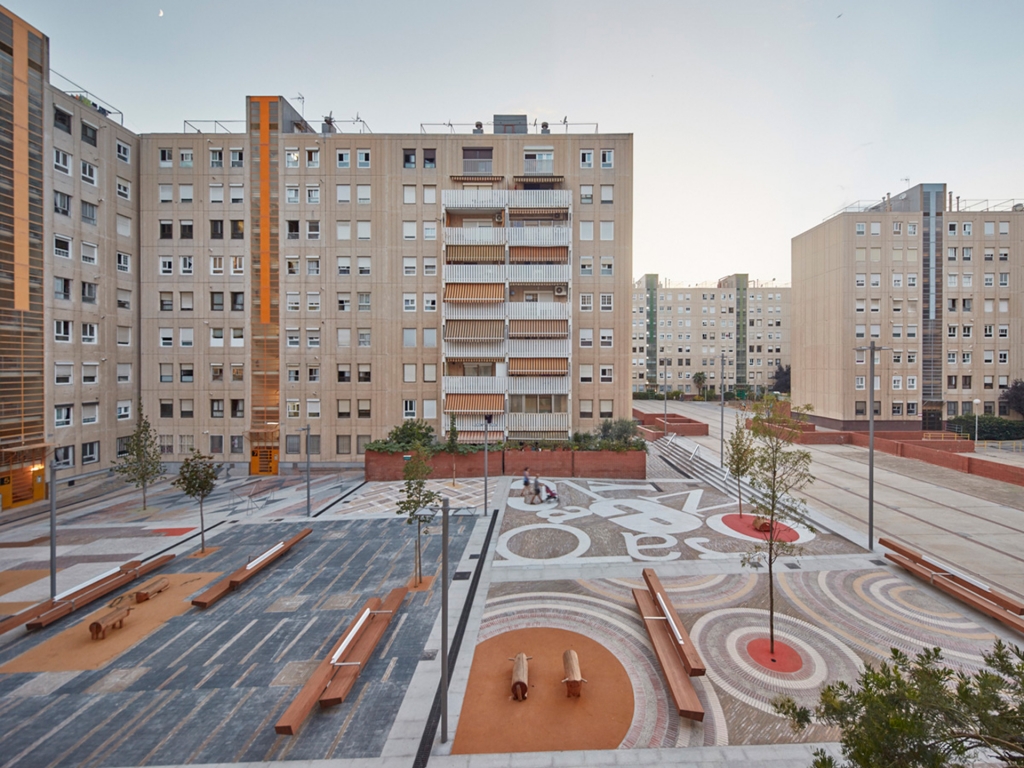 La plaça Penedès va ser un projecte de remodelació de l'espai públic de Domingo¡!Ferré a Cerdanyola